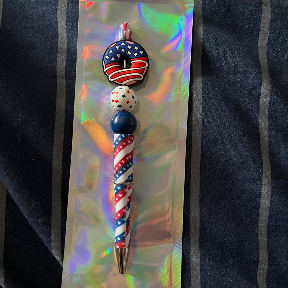 Patriotic Doughnut Beaded Pen